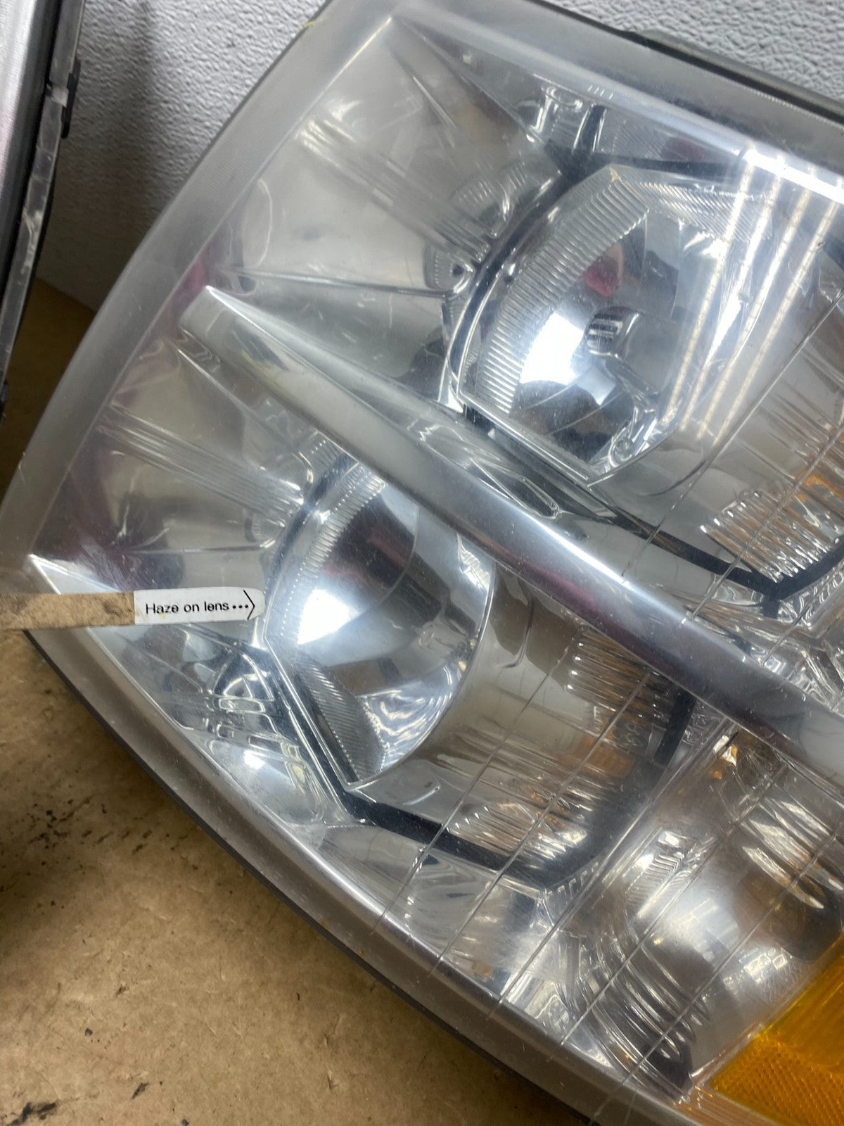2007 to 2014 Chevrolet Silverado Left+Right Side Headlights AC3548 DW6