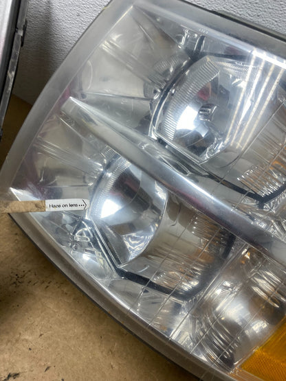 2007 to 2014 Chevrolet Silverado Left+Right Side Headlights AC3548 DW6