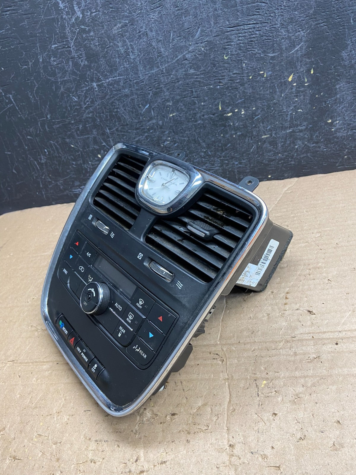 2011-2016 Chrysler Town Country Climate Control Panel Center Dash Trim AF2352 DG4