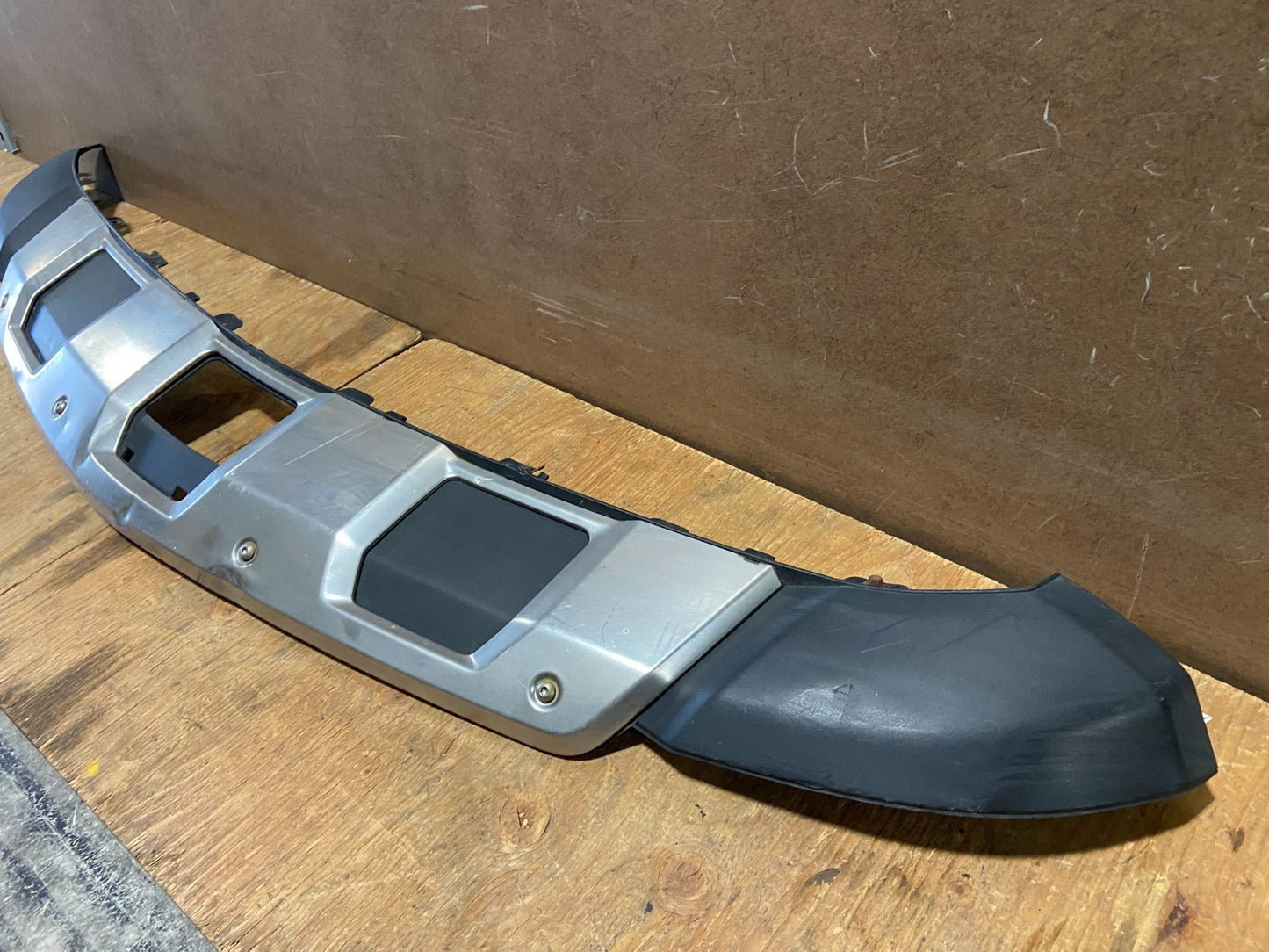 2007 to 2009 Mercedes Benz ML350 Front Bumper Cover Valance AA91773