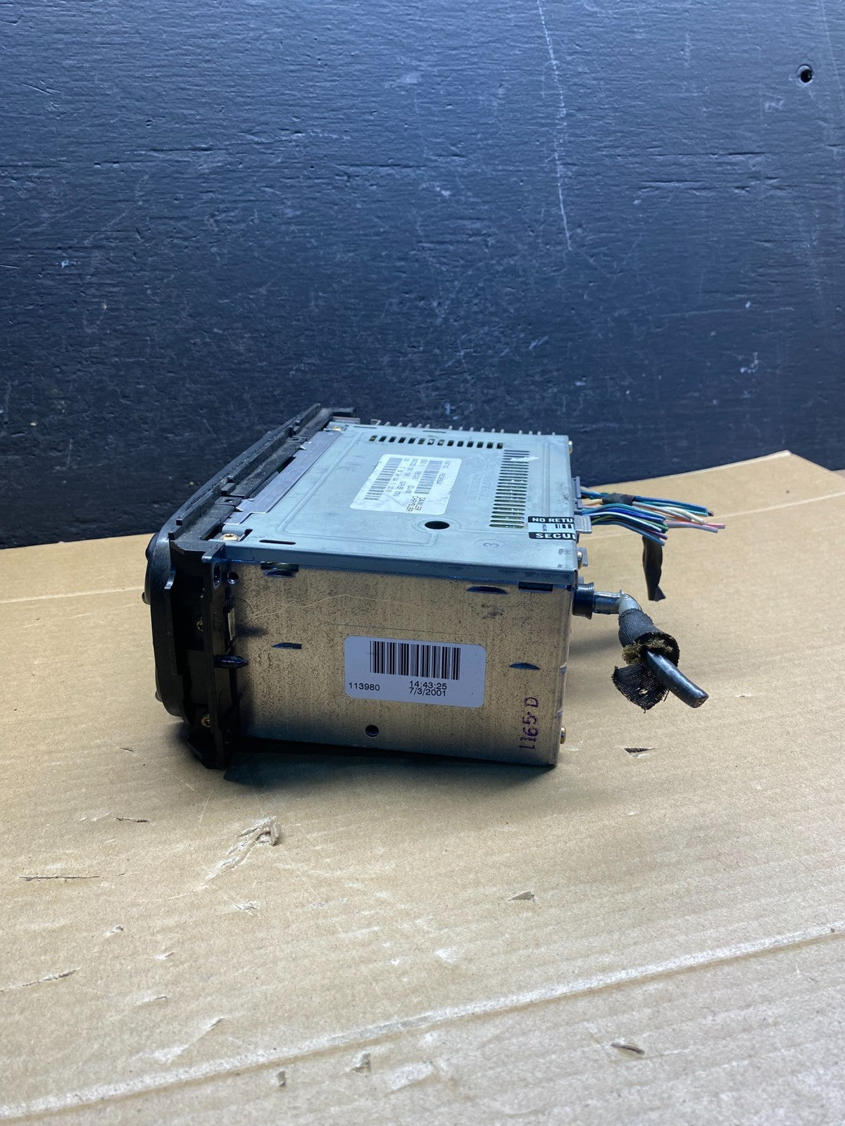 2002 - 2006 Chrysler Dodge Jeep Ram Radio CD Player AM/FM Receiver AD6605 DG1