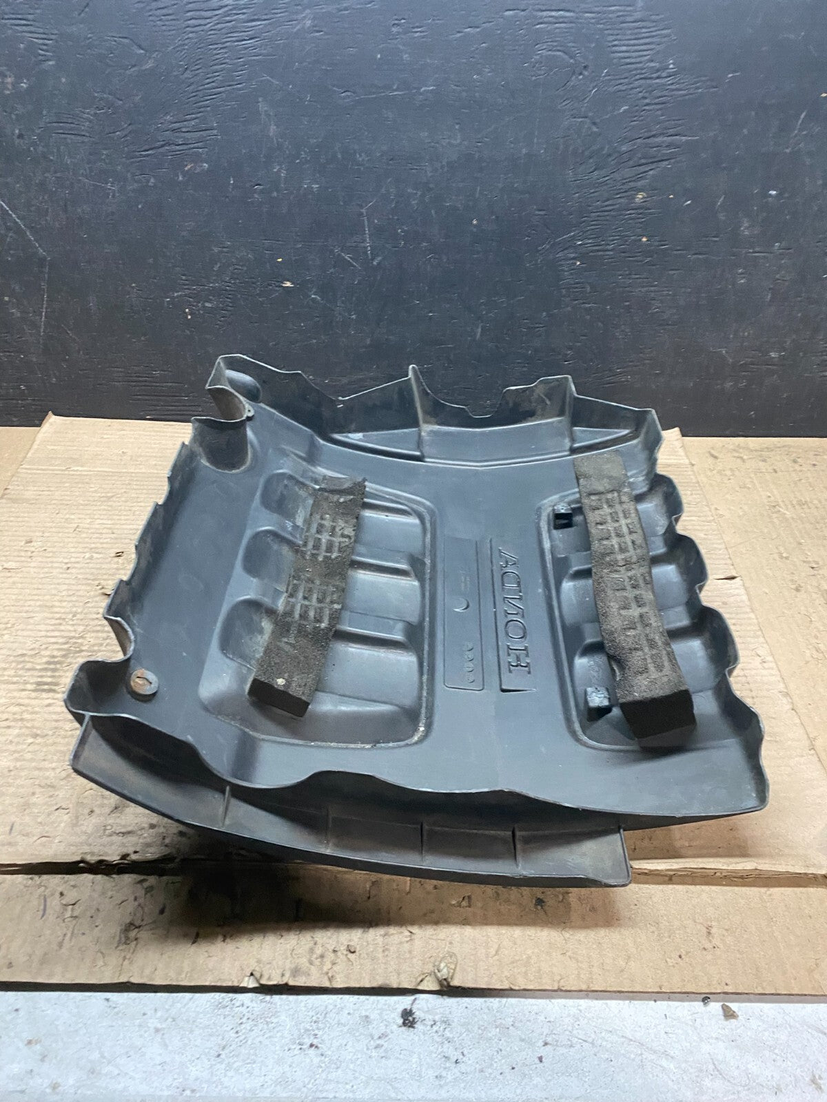 2005 to 2007 Honda Odyssey Black Engine Cover 3.5L No # H4196 PS7