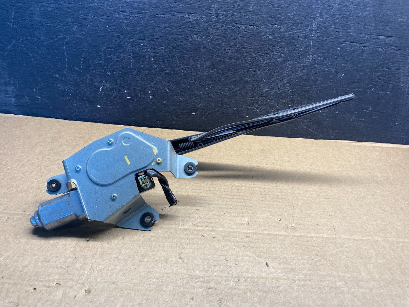 2009 to 2014 Nissan Cube Rear Wiper Motor af7646 DG5