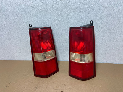 2003 to 2017 Chevrolet Express 1500 Left+Right Side Tail Lights Oem AC5683 LK0