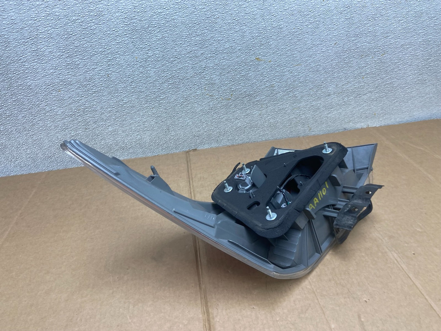 2008 to 2012 Honda Accord Sedan Tail light Right Passenger RH Side AA1101 DW6