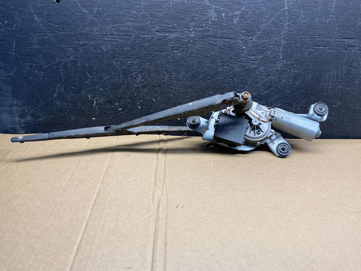 2011 to 2017 BMW X3 Rear Windshield Wiper Motor AG3697 DG0