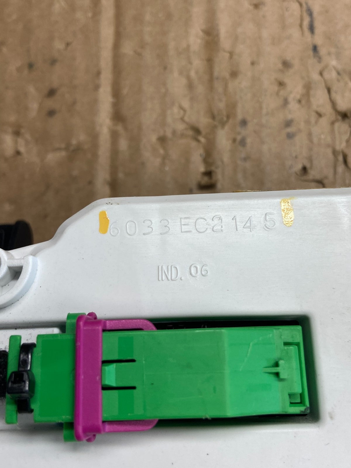 2005 2006 Porsche Cayenne Speedometer Instrument Cluster ad6899 DG7