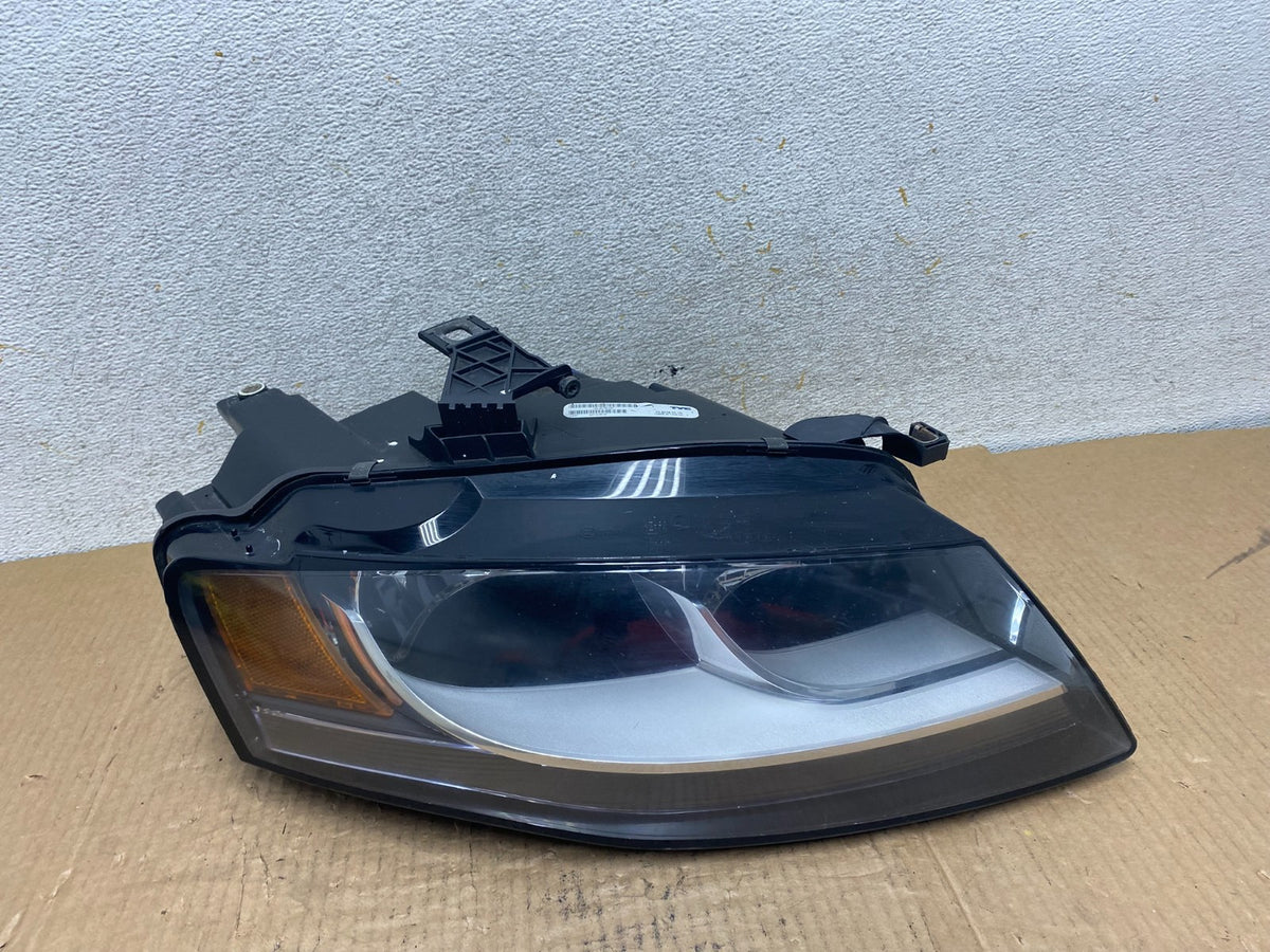 Halogen 2009 to 2012 Audi A4 Right Passenger RH Side Headlight TYC AI6827 DW0