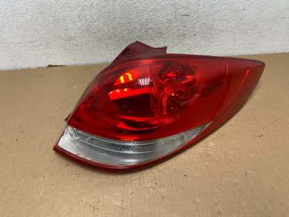 2012 2013 2014 Hyundai Veloster Right Passenger RH Tail light AF7351 DW0