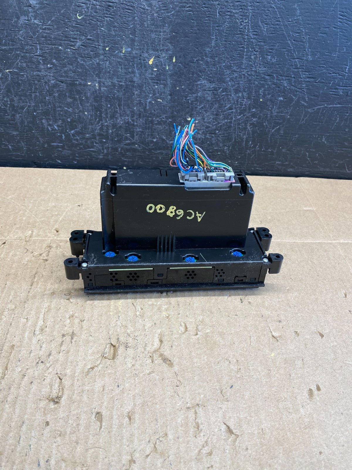 1998-2004 Nissan Pathfinder QX4 Digital Climate Control AC Heat AC68004