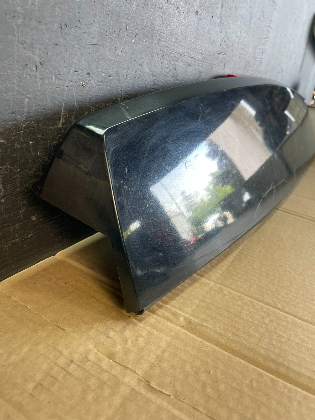 2007-2014 Chevrolet Tahoe Suburban Yukon Spoiler Wing 3rd Brake Light AC9690 DG2
