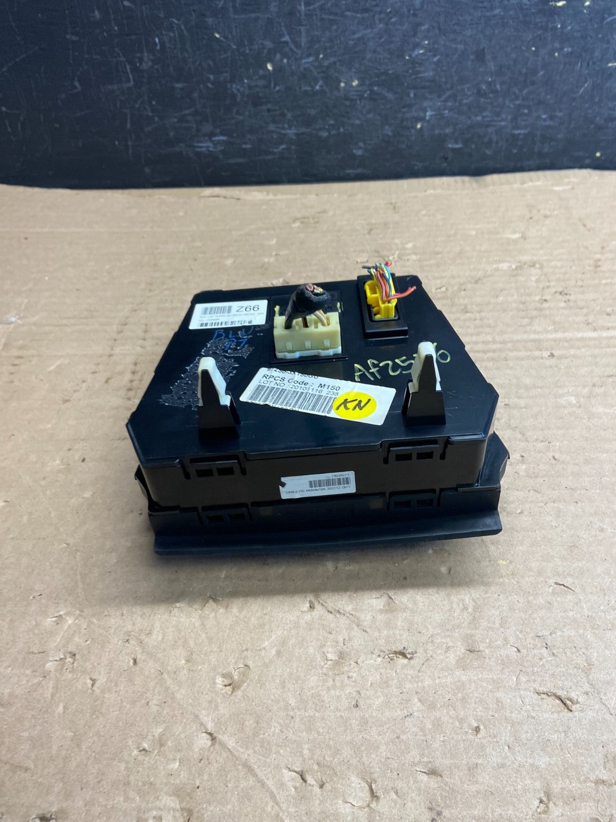 2011 - 2013 Hyundai Elantra Center Heater A/C AC Climate Control Panel AF2576 DG4