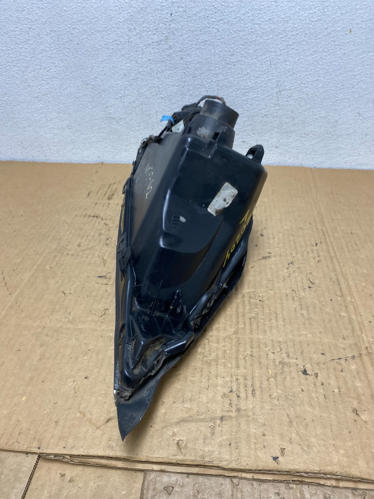 2000 to 2005 Mercury Sable Left Driver LH Side Halogen Headlight AC7762 DW7