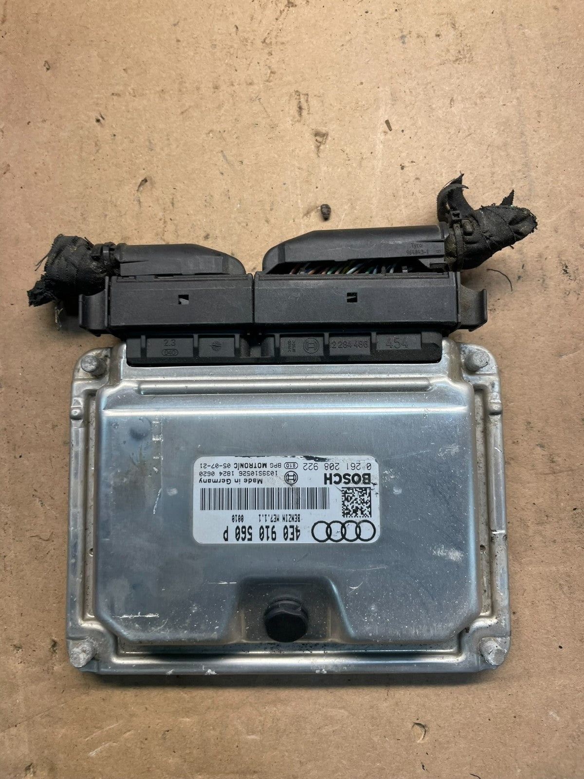 2006 Audi A8 4.2L Engine Computer Ecu Pcm Ecm Pcu Oem OEM S4964 DG0