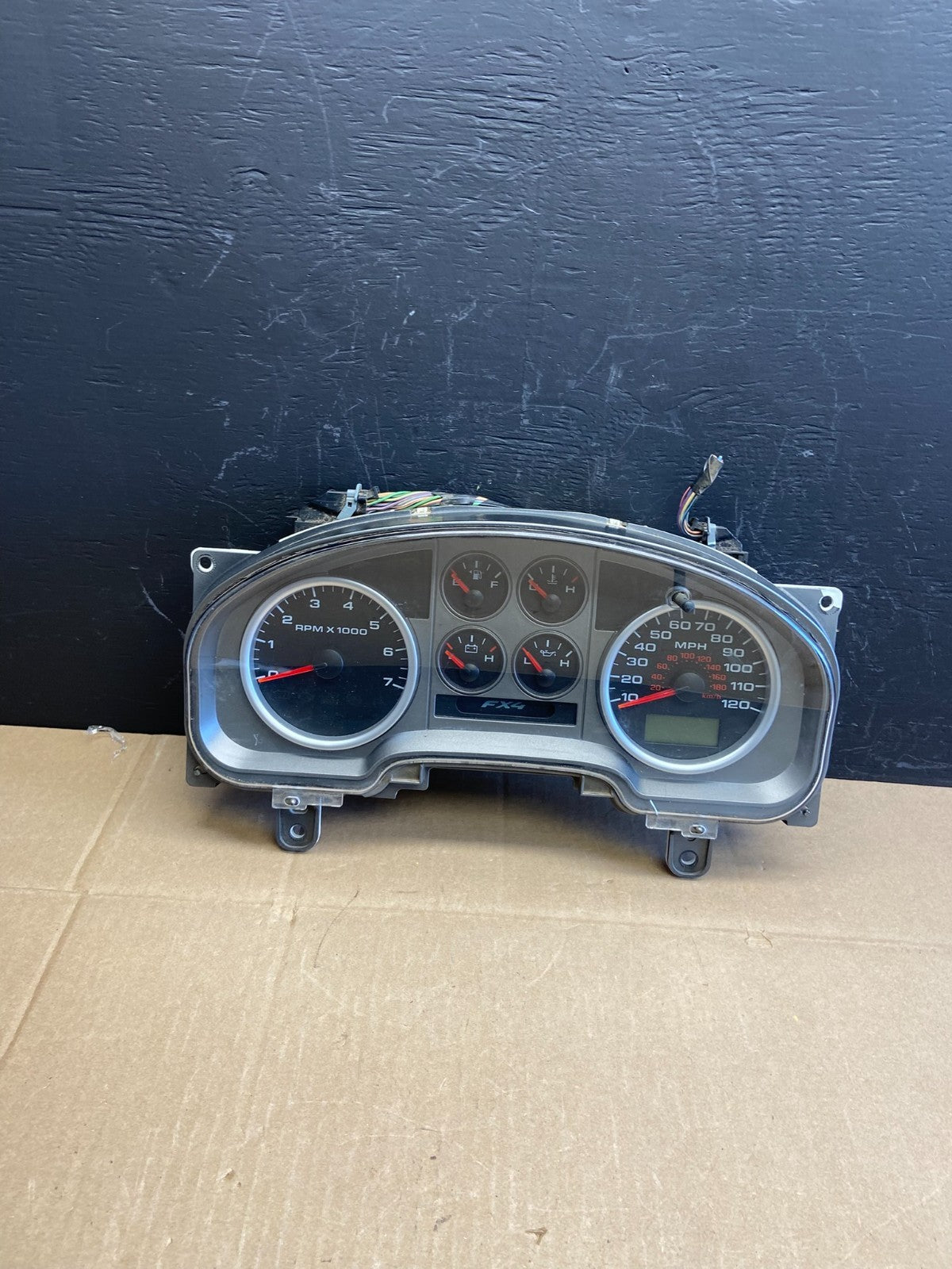 2004 2008 Ford F150 F-150 FX4 Speedometer Cluster Gauge ab9224 DG0