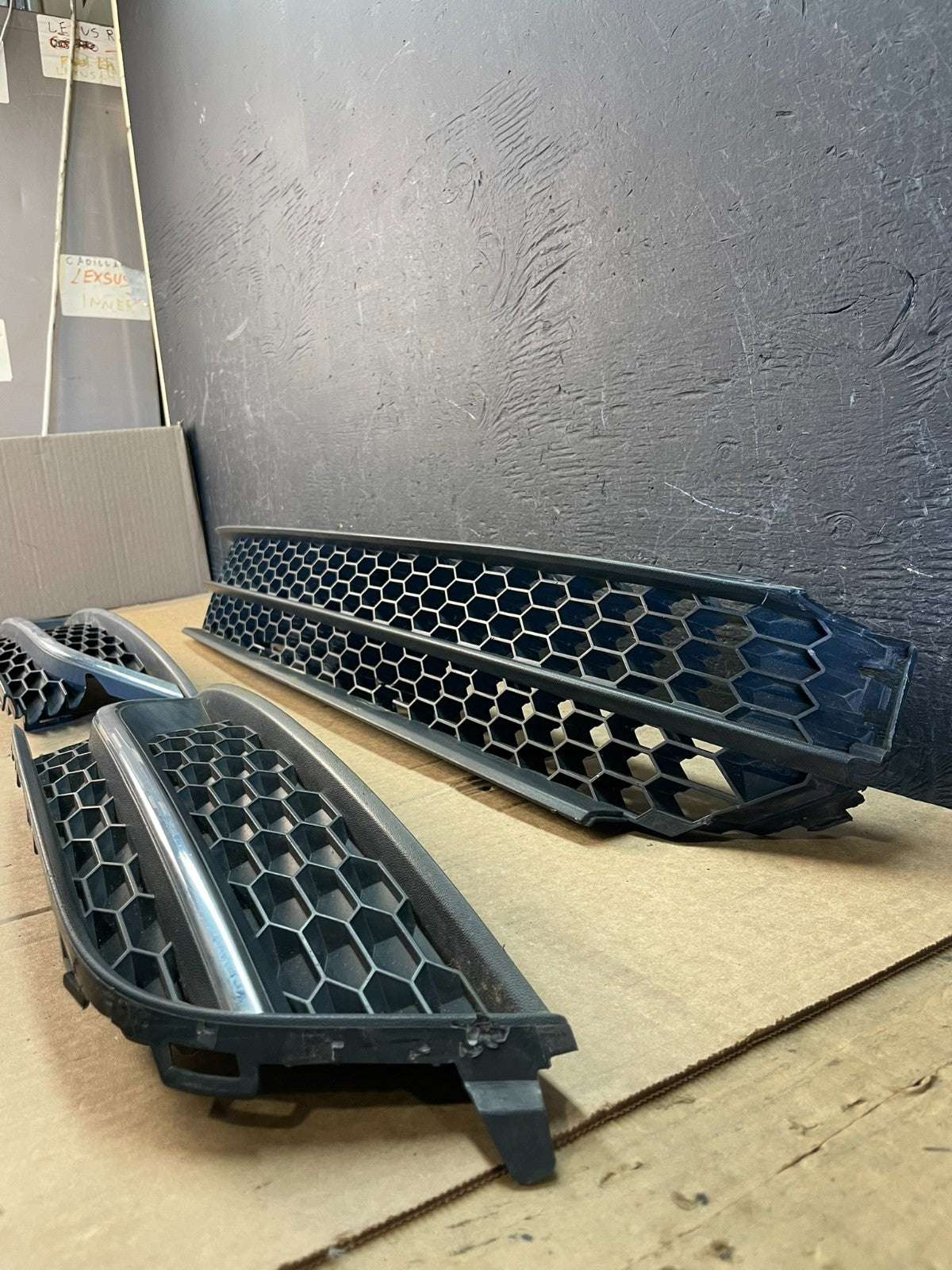 2012 to 2015 Volkswagen Passat Front Lower Set Grill Grille AD0044 DG2