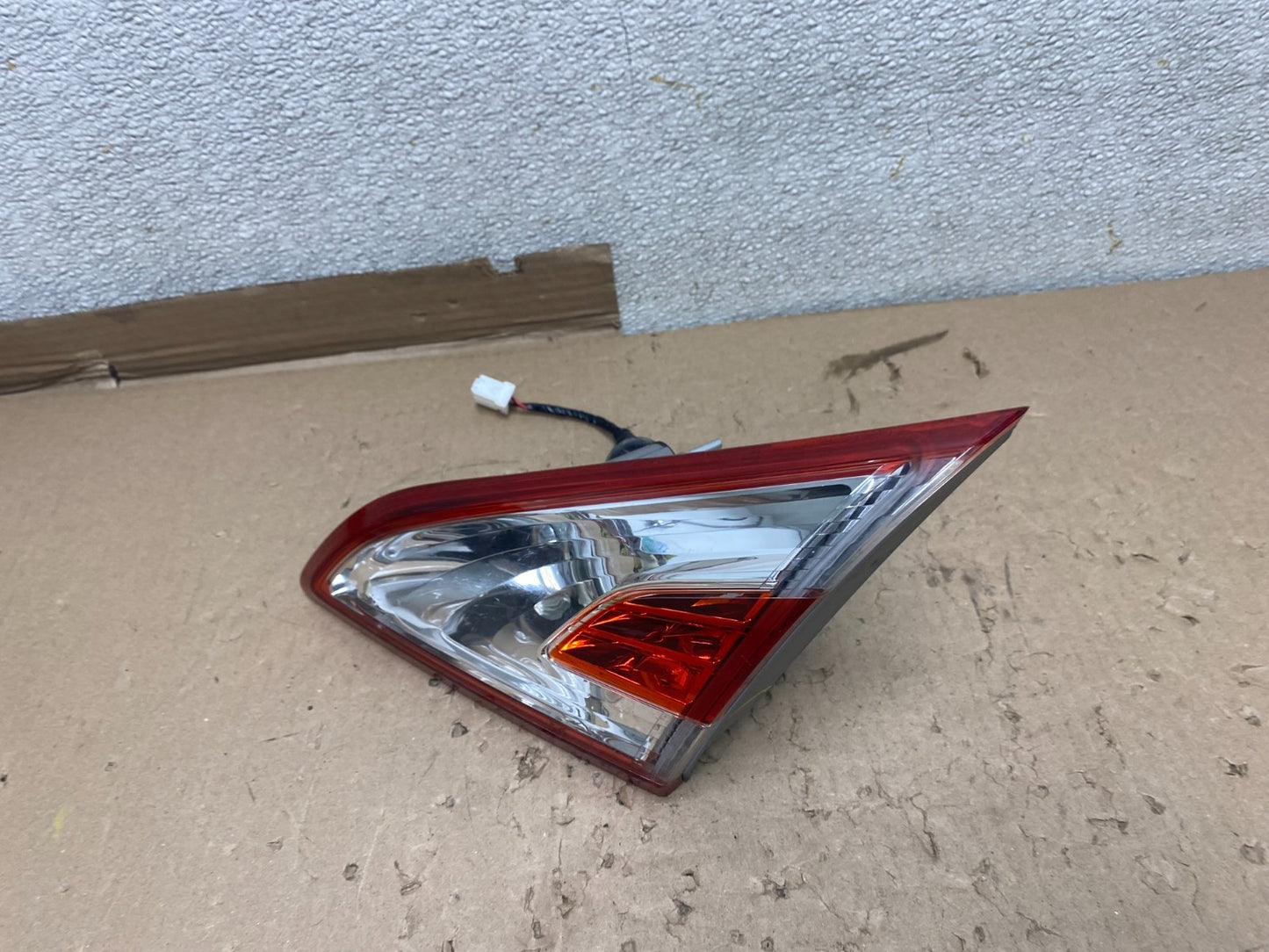 2011-2014 Nissan Murano Right Passenger RH Side Inner Tail Light Oem U1231 DW1