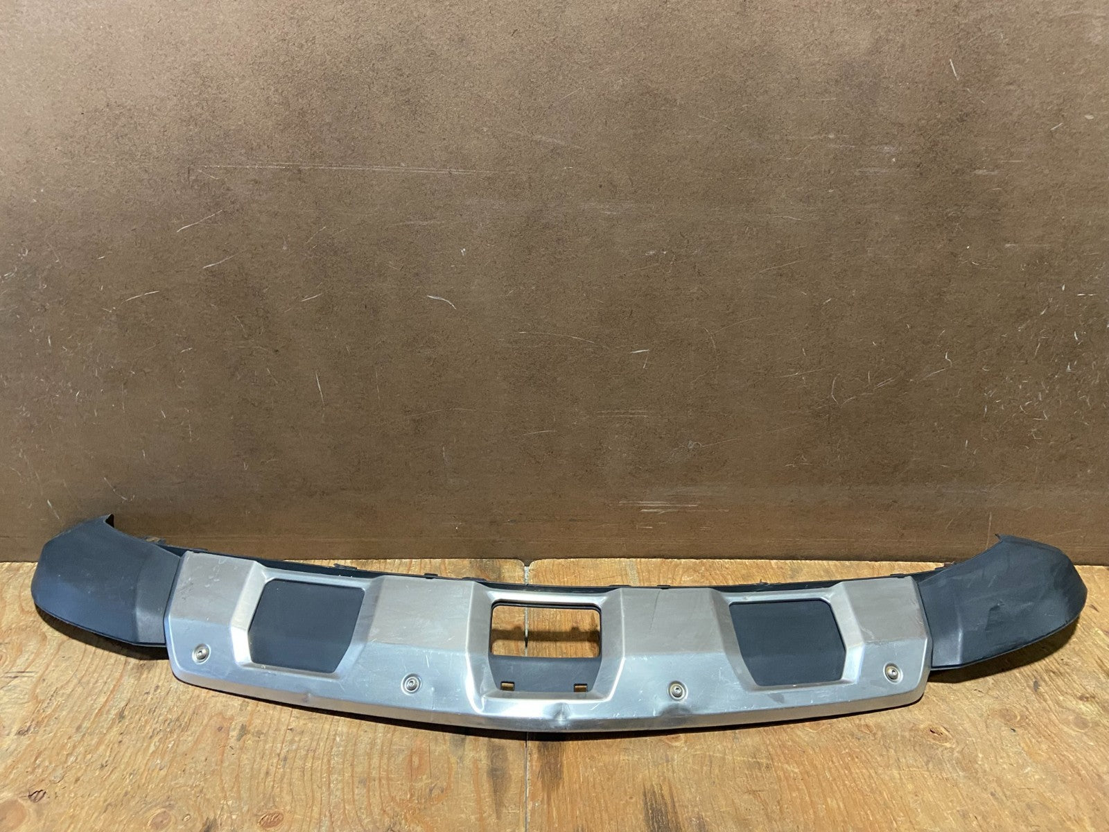2007 to 2009 Mercedes Benz ML350 Front Bumper Cover Valance AA91770