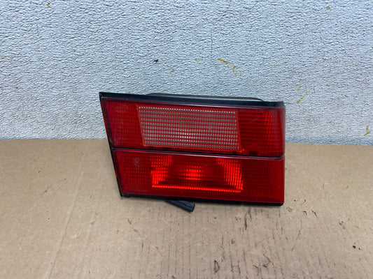 1989 - 1995 BMW 5 E39 Rear Left Driver LH Trunk Inner Tail Light P9635 DG0