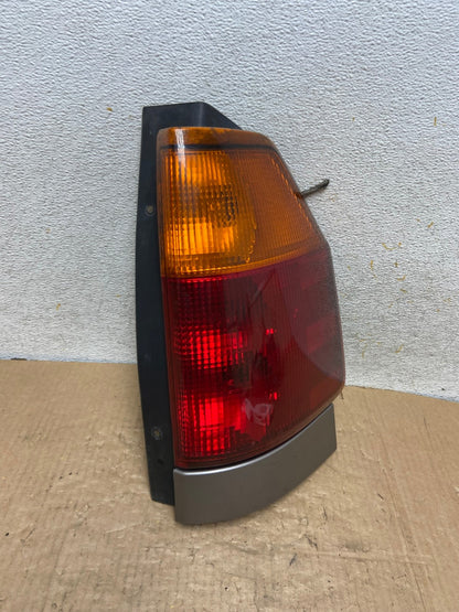 2002-2009 GMC Envoy Right Passenger RH Side Tail Light AI8023 LK2