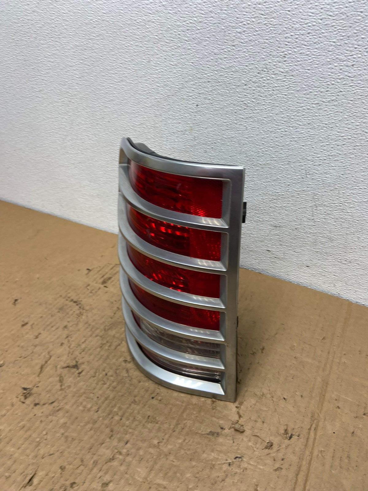 2002 to 2005 Mercury Mountaineer Left Driver Lh Side Tail Light AC8305 LK1