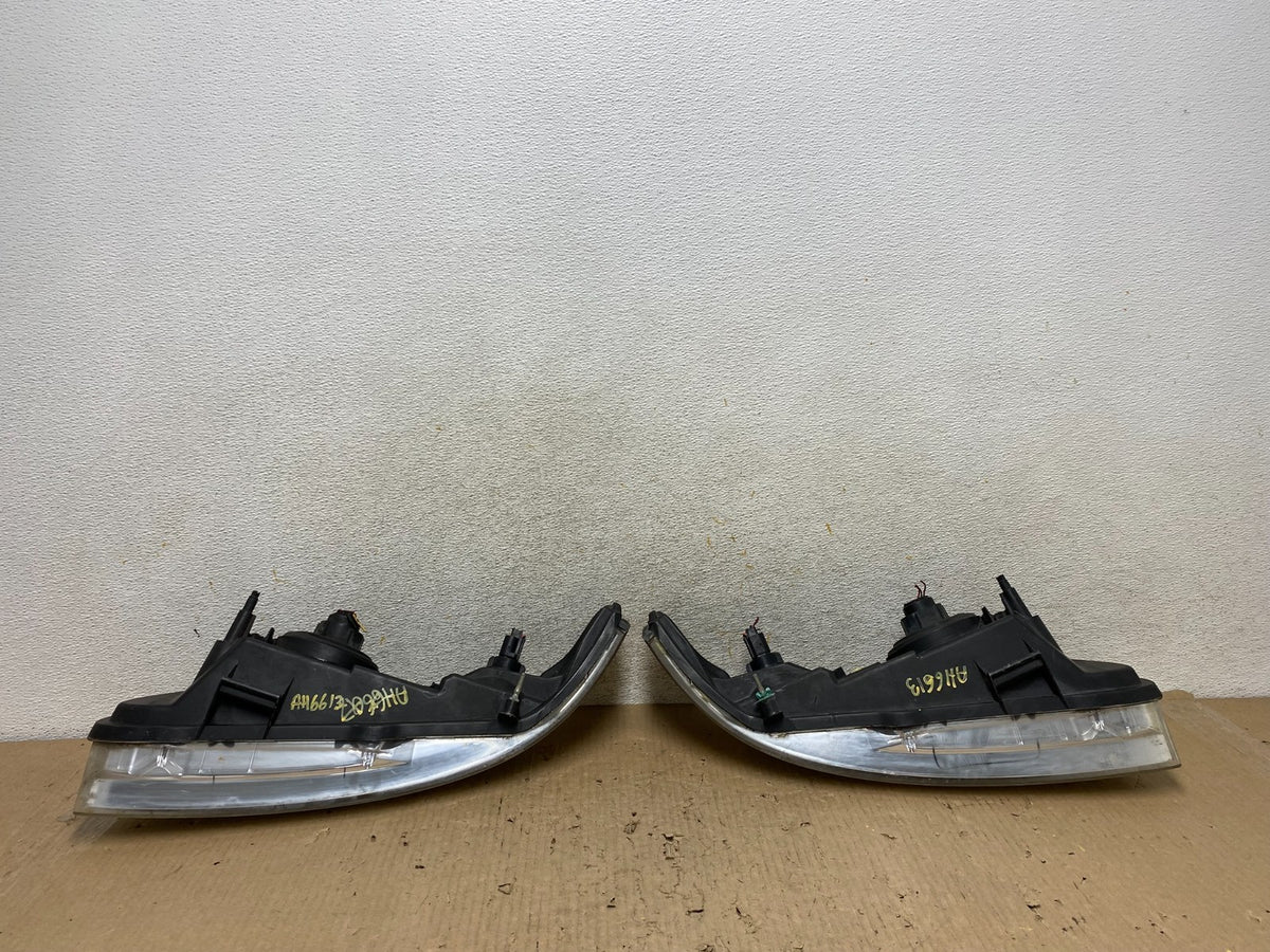 2000 to 2003 Nissan Sentra Front Left+Right Side Headlights AH6613 DW8