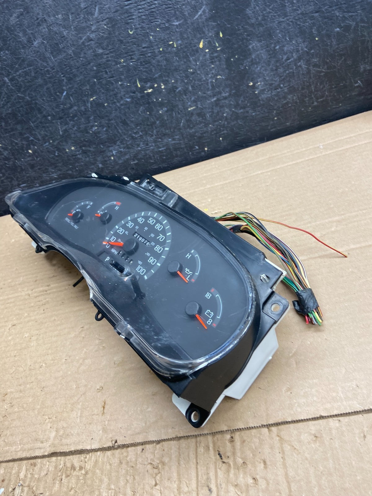 2001-2002 Ford Econoline E250 E350 Van Speedometer Instrument Cluster AG0315 DG4