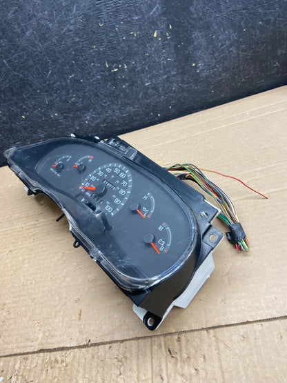 2001-2002 Ford Econoline E250 E350 Van Speedometer Instrument Cluster AG0315 DG4