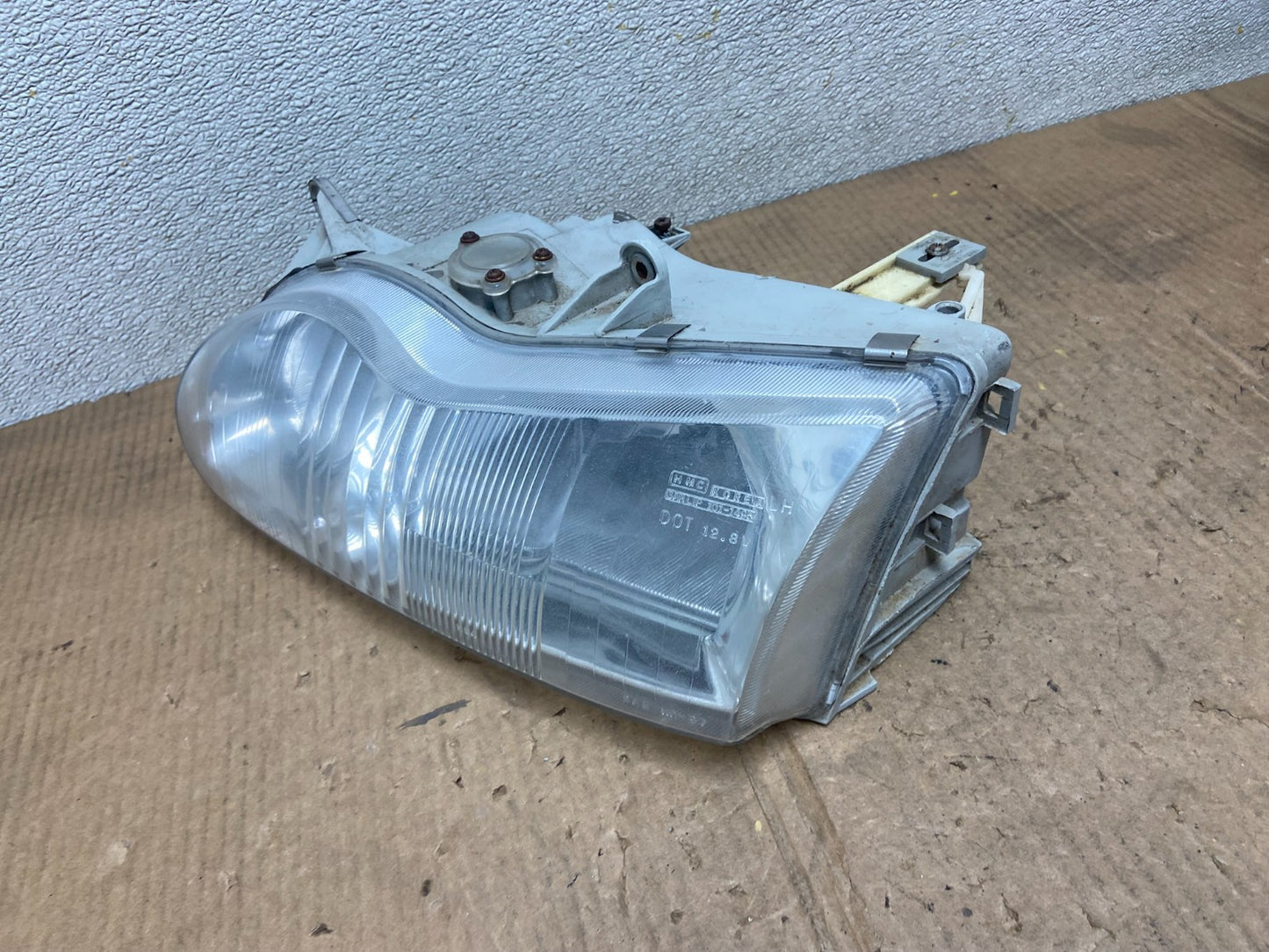 1997 to 1998 Hyundai Sonata Left Driver LH Side Headlight Halogen Oem AA6654 DG1
