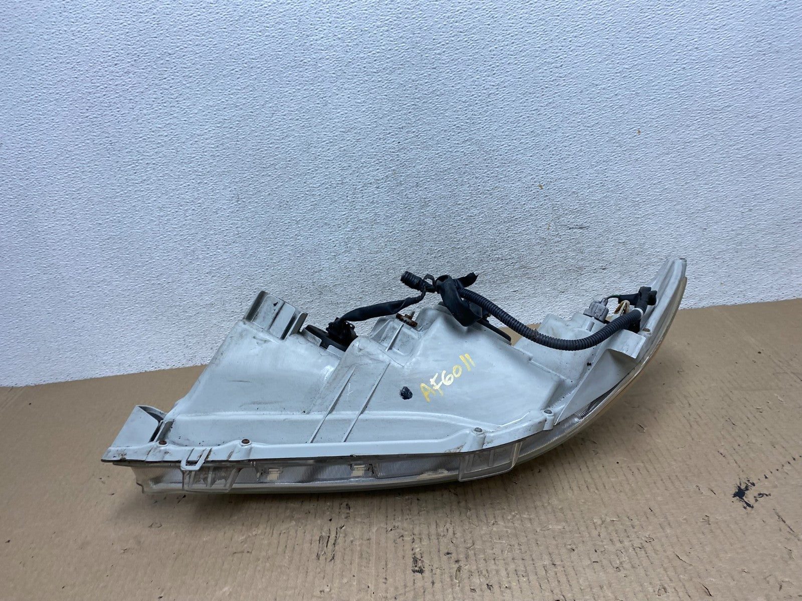 2007 - 2009 Toyota Camry Halogen Right Passenger Headlight AF6011 DW7