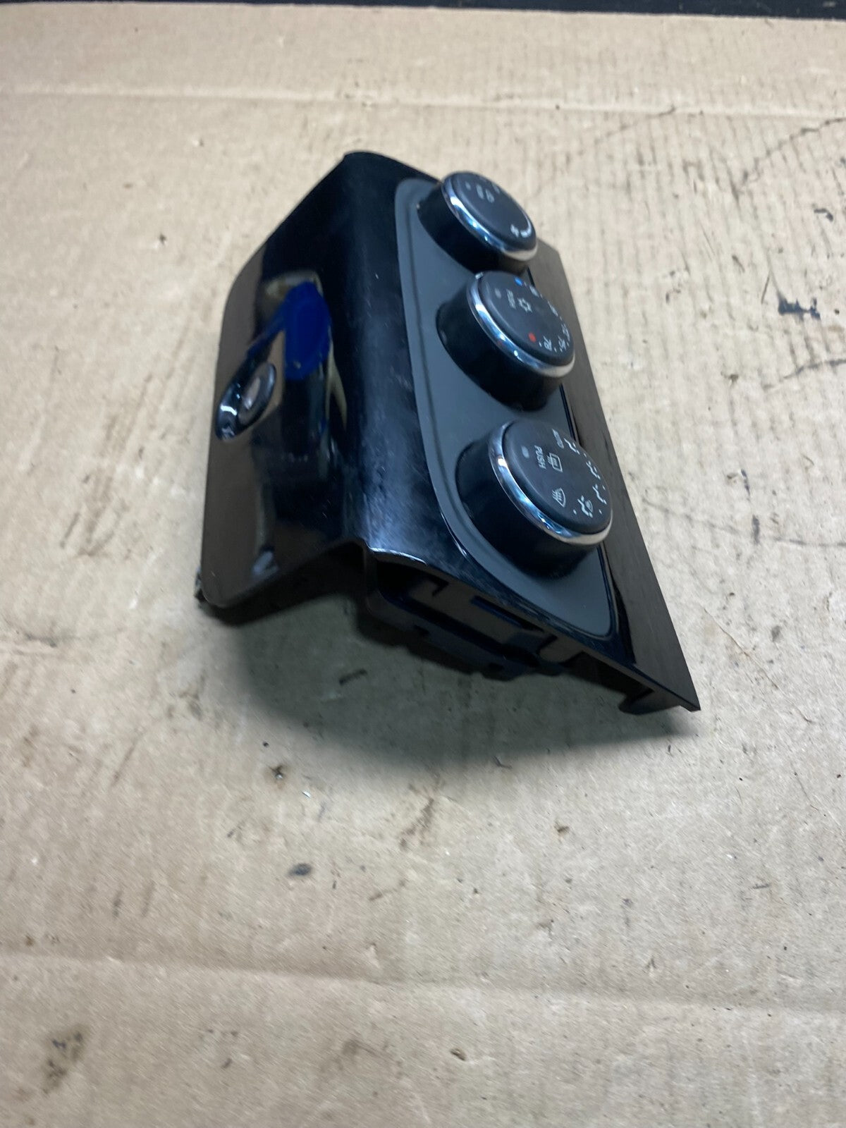 2011 - 2014 Chrysler 200 Heater AC Climate Switch Temperature Control O6866 DG3