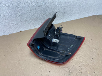 2007 - 2012 Ford Expedition Right Passenger Rh Side Tail light AG6992 LK4