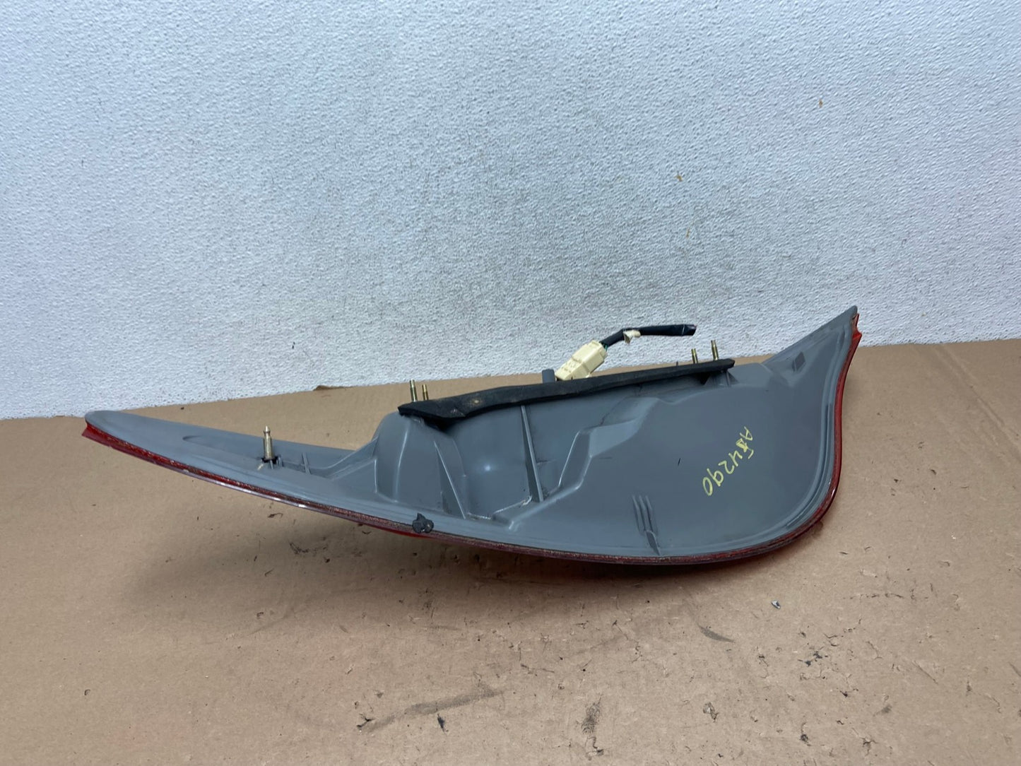 2004 to 2006 Toyota Solara Right Passenger Side Tail Light AG4290 LK8
