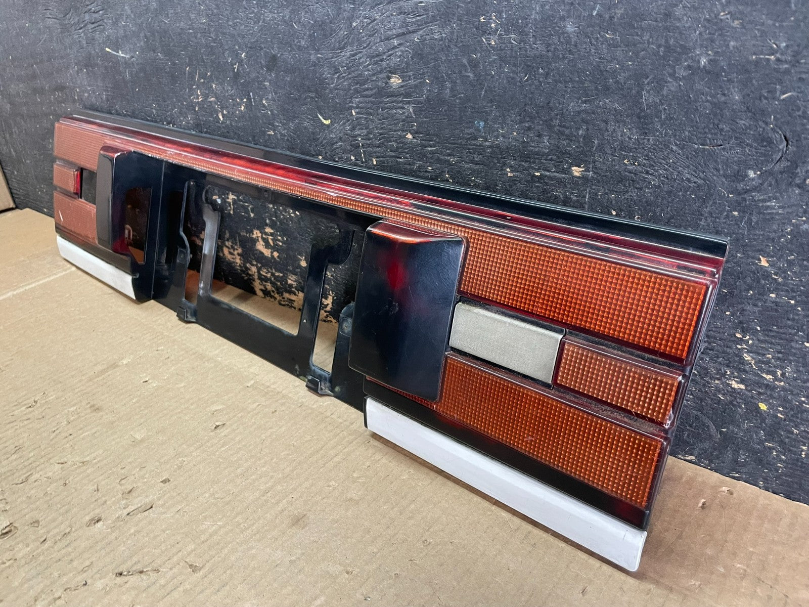 1987 Nissan Stanza Rear Trunk Tail Light Panel AB31572