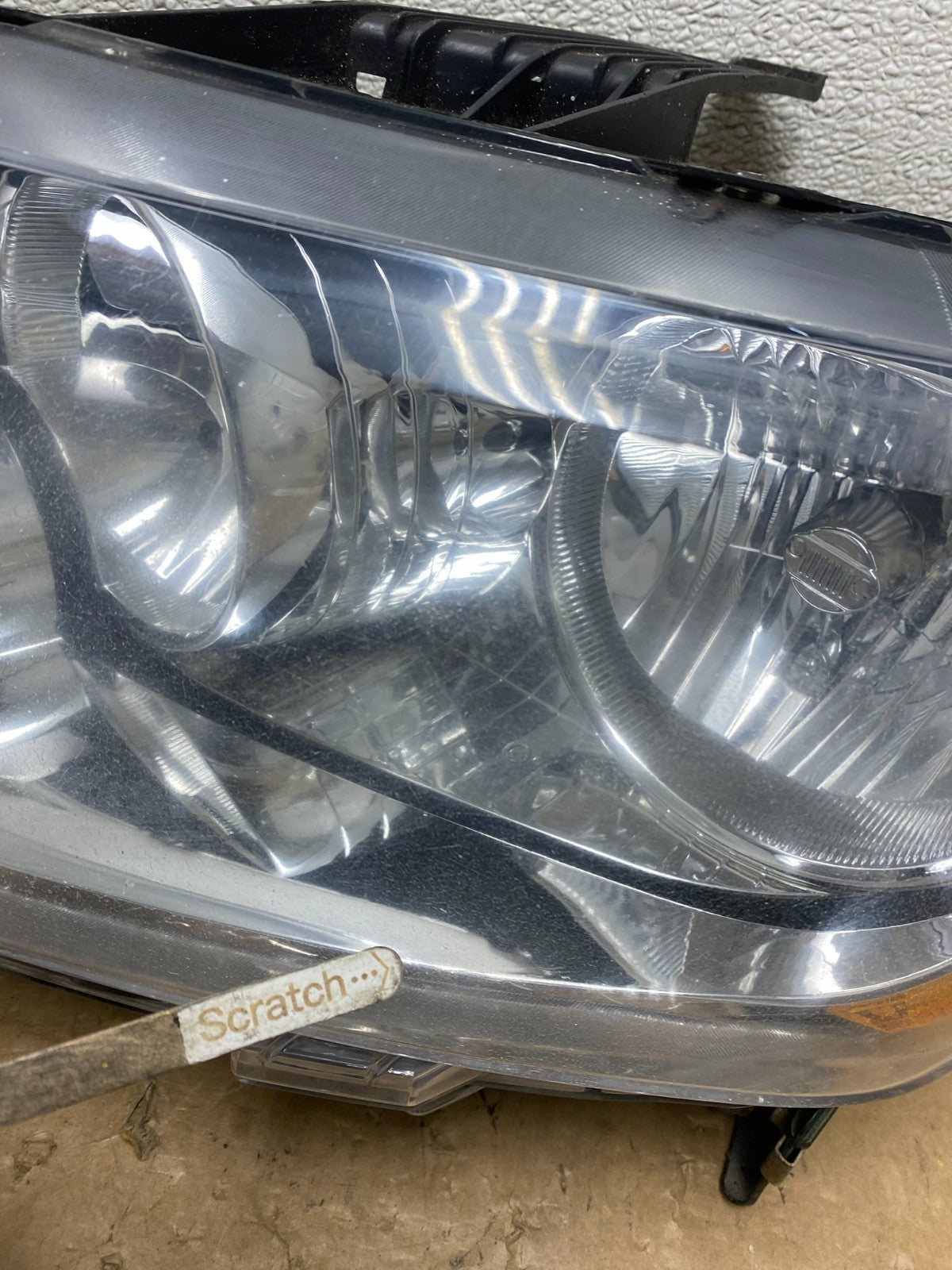 2011 to 2013 Jeep Grand Cherokee Halogen Left Driver Lh Headlight Oem V5534 DW3