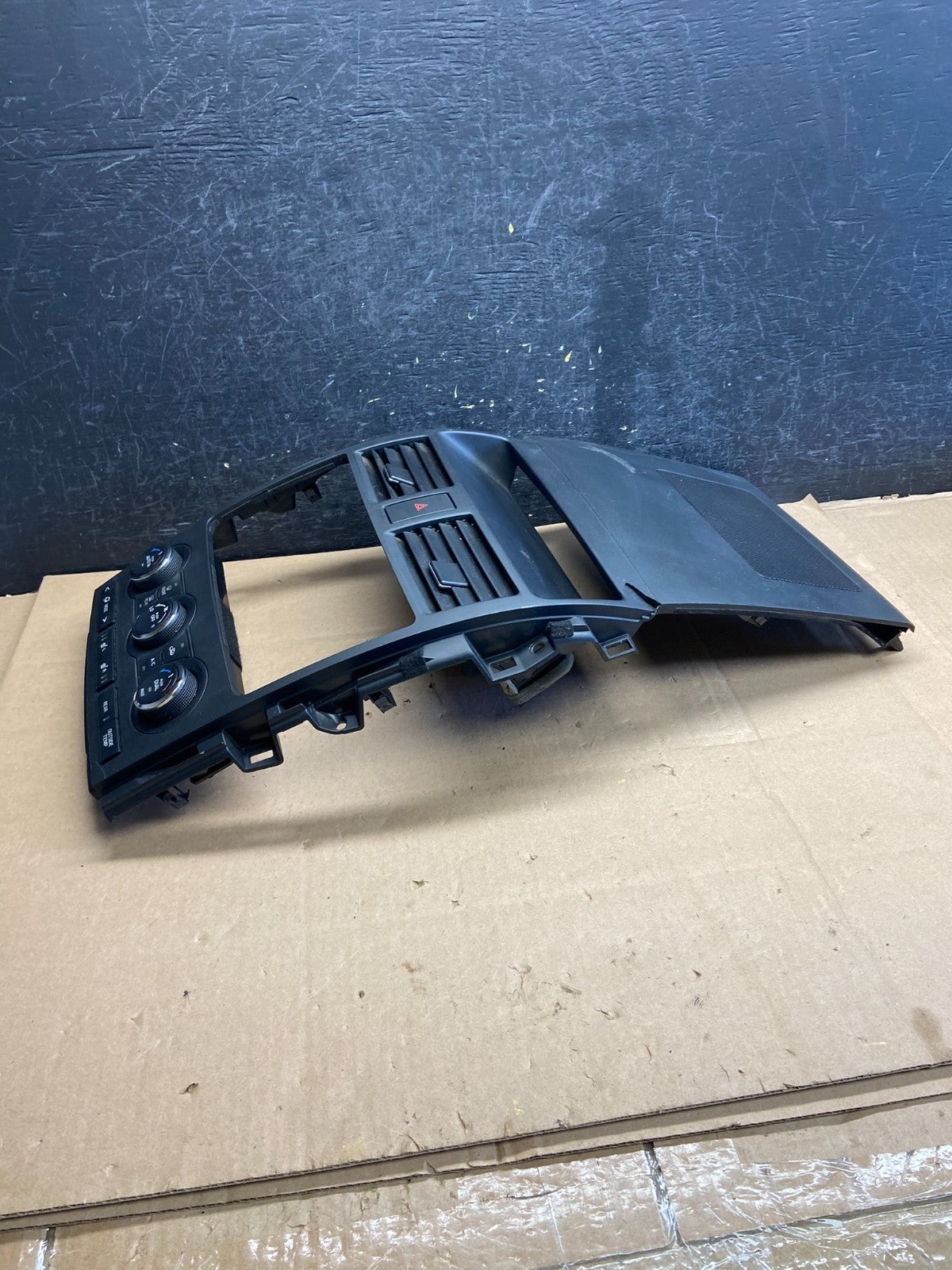2010 - 2015 Mazda CX-9 Radio Dash Trim Bezel W/Vent AC Climate Control ai3237 DG2