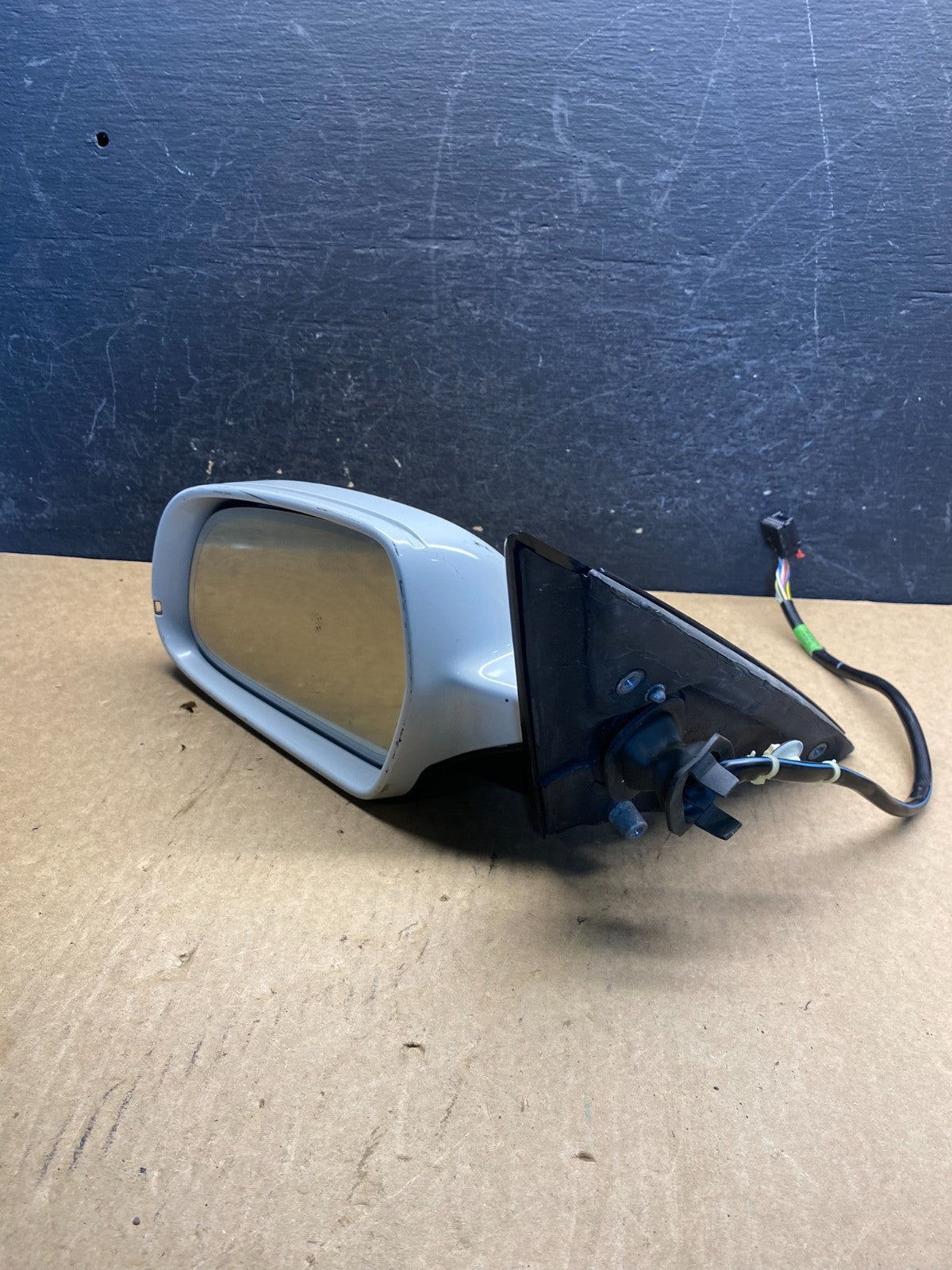 2009 to 2014 Audi A4 Left Driver LH Side View Door Turn Signal Mirror AG6073 DG10