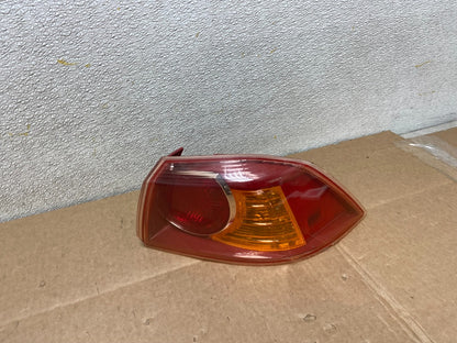 2008-2015 Mitsubishi Lancer Right Passenger Rh Tail Light Red OEM Y8529 DW0
