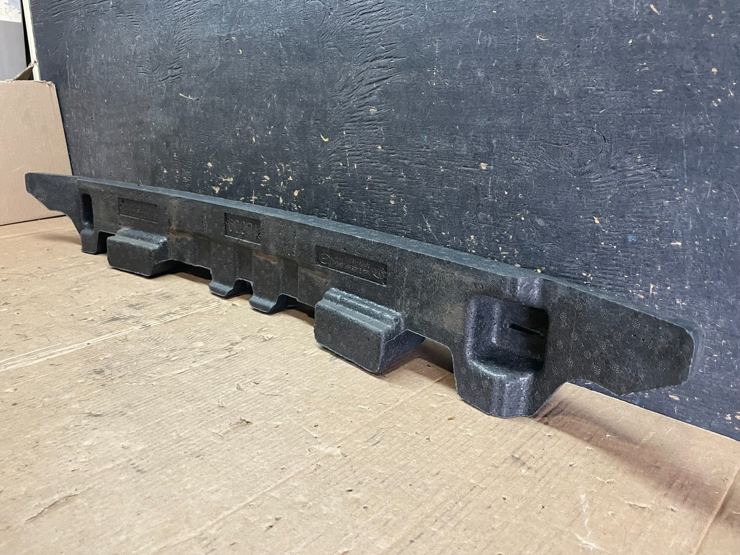 2009 to 2012 Sorento Front Bumper Impact Energy Absorber Foam Pad OEM Z5925 DG4