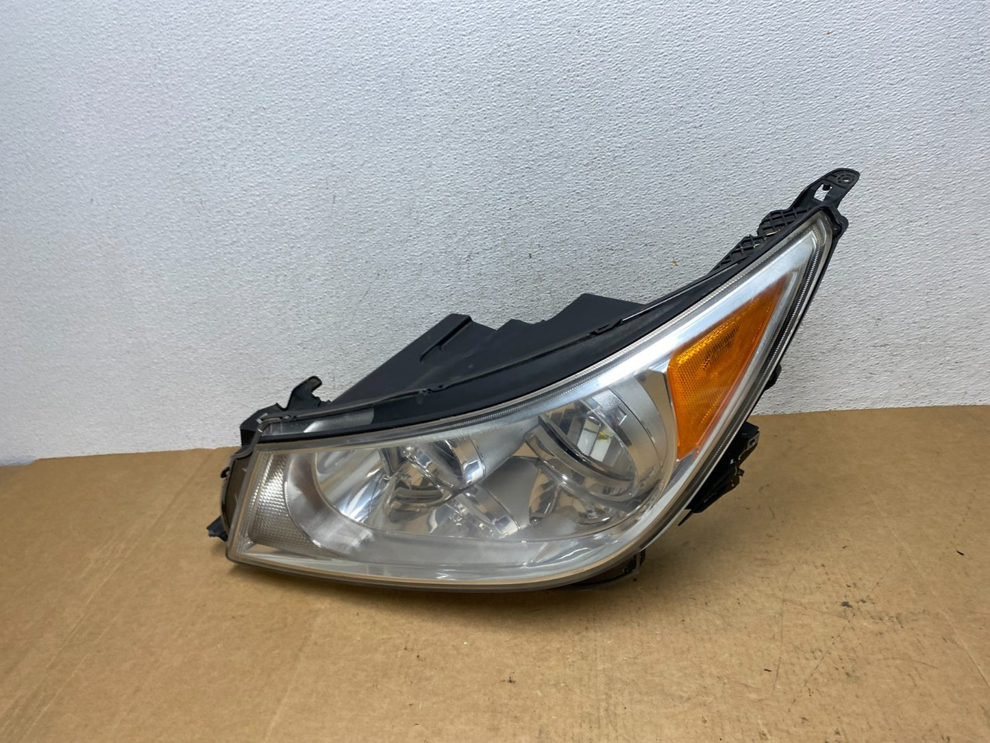 2010 to 2013 Buick Lacrosse Left Driver LH Halogen Headlight AE3060 DW0
