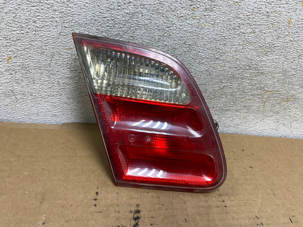 2000-2002 Mercedes-Benz E-Class E320 Sedan Left Driver Inner Tail Light AH7955 D0