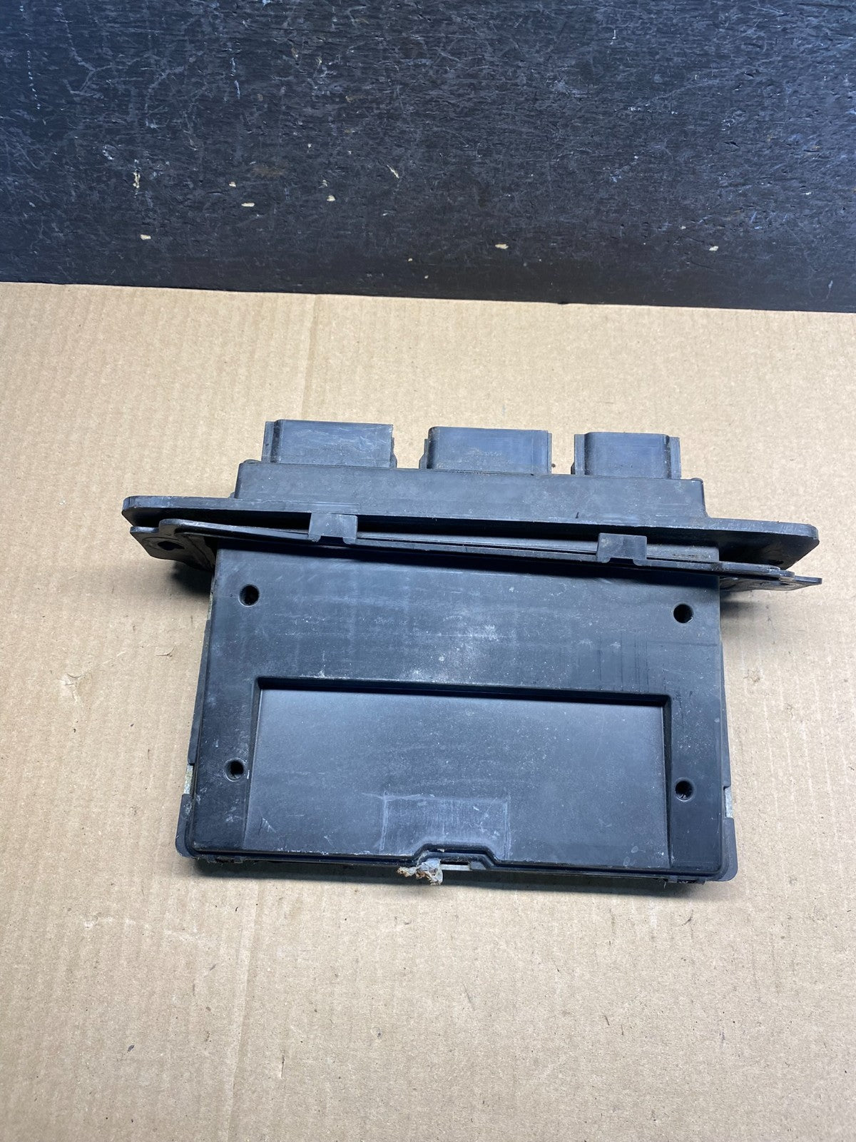 2012 - 2014 Ford Expedition Engine Control Computer Module ECM ECU AG9463 DW0