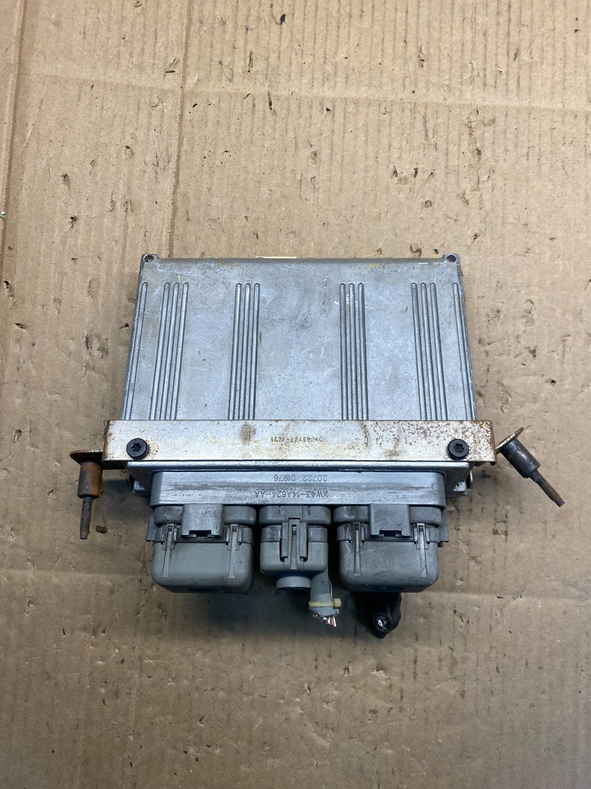 2003 Ford Explorer 4.6L  Engine Control ECU Computer Module s2238 DG2