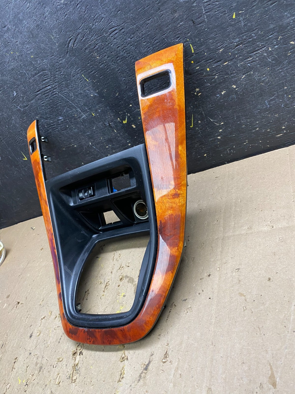 1999 to 2003 Lexus RX300 dash Console Center Shifter Floor Bezel OEM u5282 DG2