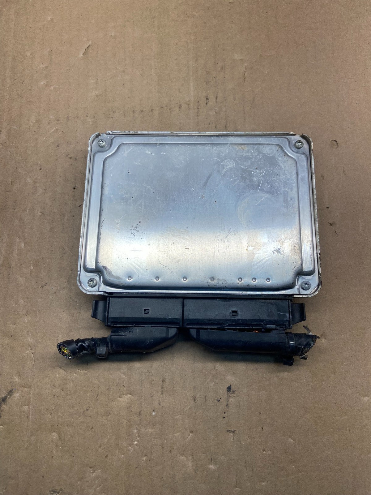 2006 2007 Volkswagen Touareg 4.2L ECM Engine Control Unit ECU AG1497 DG1