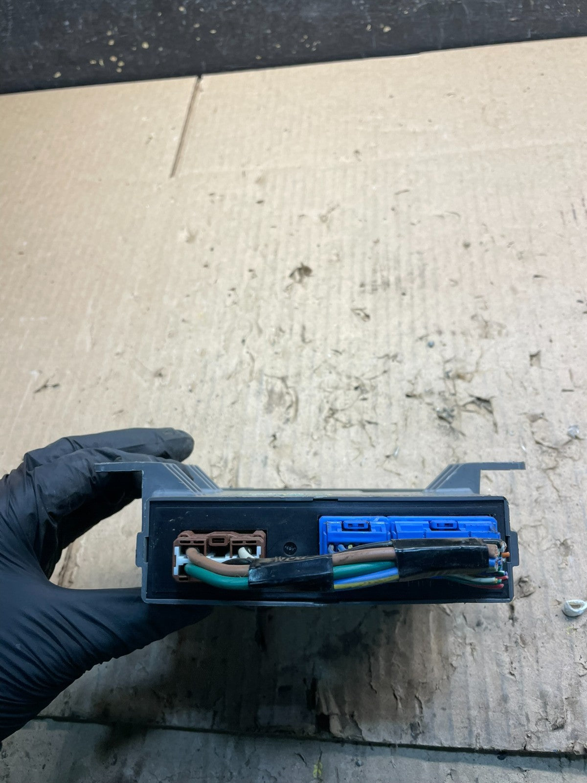 2008 - 2010 Honda Odyssey Rear Left Driver LH Sliding Door Module V8800 DG4