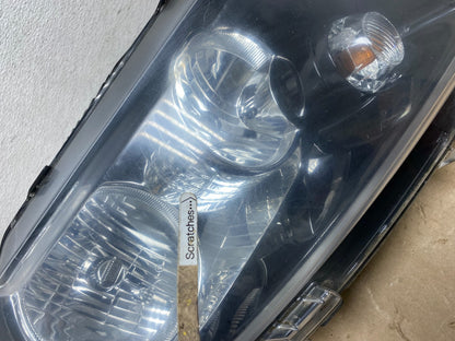 2011-2013 Jeep Grand Cherokee Right Passenger Halogen Headlight AC5639 DW3