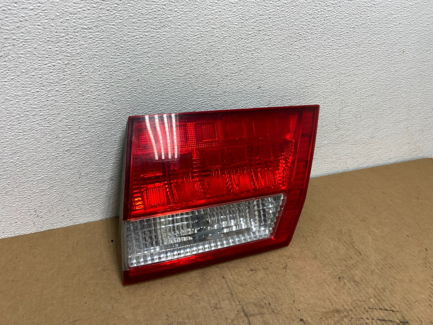 2005 2006 2007 Honda Odyssey Inner Right Passenger RH Tail Light AC3152 DW2