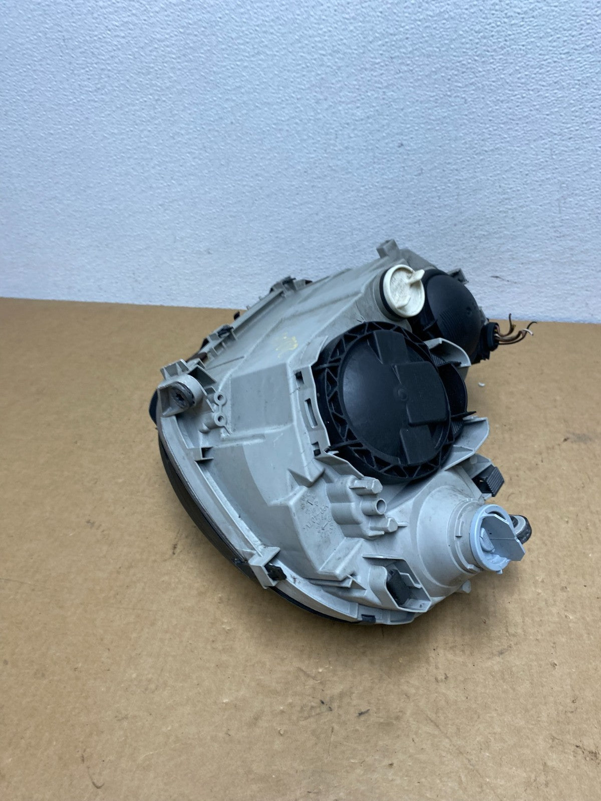 2005 to 2007 Mercedes-Benz C-Class Right Passenger Side Headlight Oem AC1808 DW5