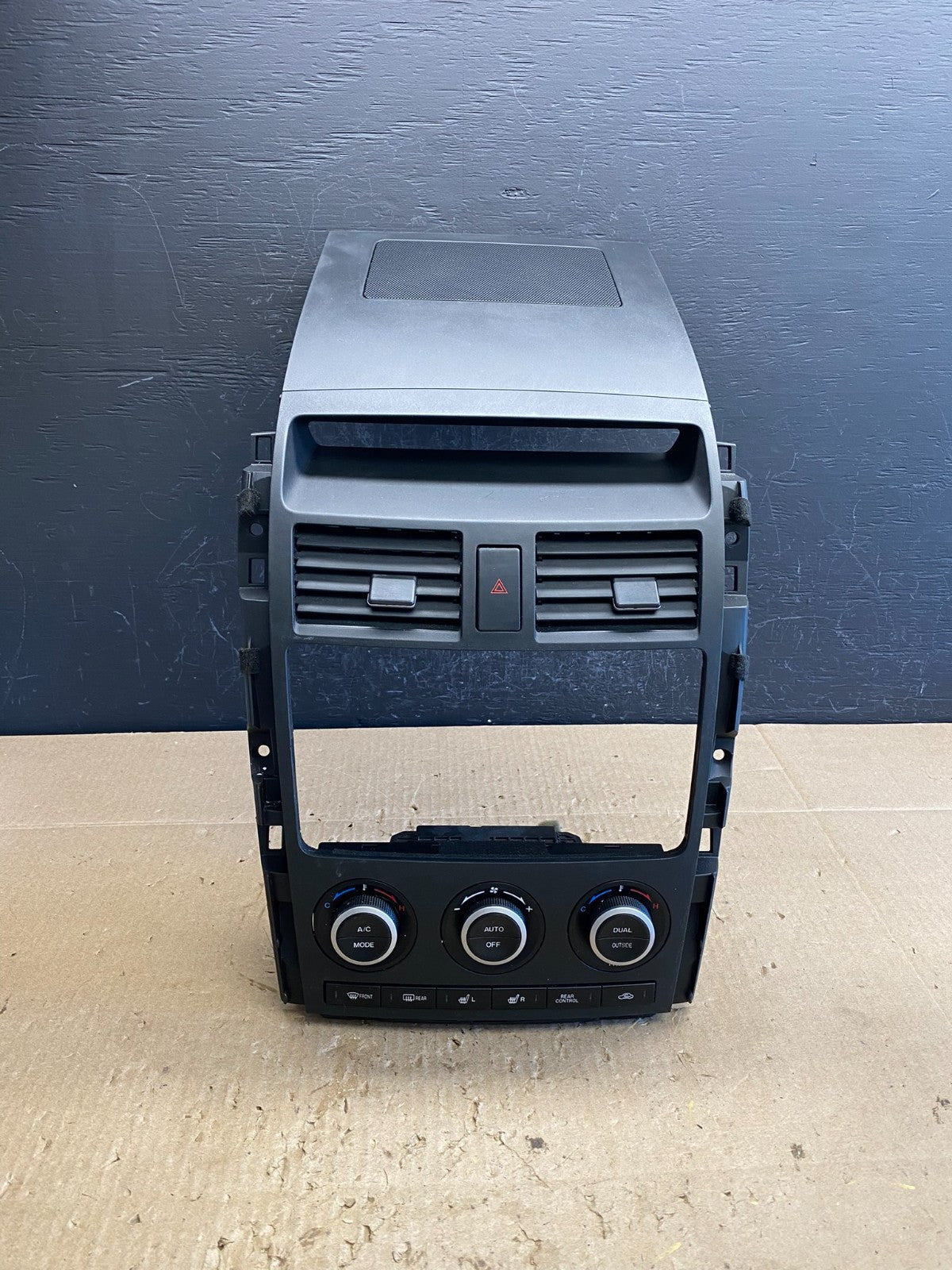2007 - 2009 Mazda CX-9 Radio Dash Trim Bezel W/Vent AC Climate Control AC6801 DG0